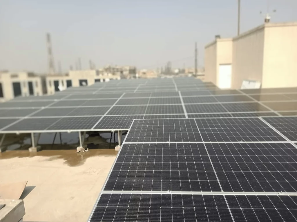 Solar panels 185kW installed at an Energy Company Karachi